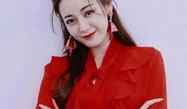 迪丽热巴娱乐吃瓜君是谁,揭秘明星幕后趣闻