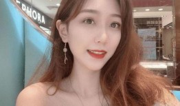 网红吃瓜女生是谁,她是如何成为网络红人的？