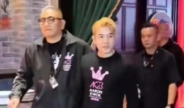 娱乐吃瓜男,揭秘吃瓜男生的幕后故事