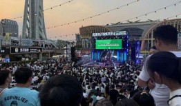 潍坊夜市爆料视频最新,美食狂欢，人间烟火气十足