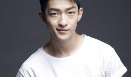 宜宾网红男博主吃瓜,揭秘网络热点背后的故事