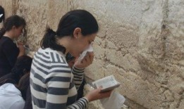 独立吃瓜娱乐圈,揭秘幕后真相，带你领略明星生活