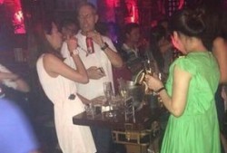 李宇琪爆料喝酒视频大全,揭秘娱乐圈不为人知的饮酒瞬间