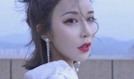 女主爆料娱乐圈,揭秘女主真实身份与惊人内幕